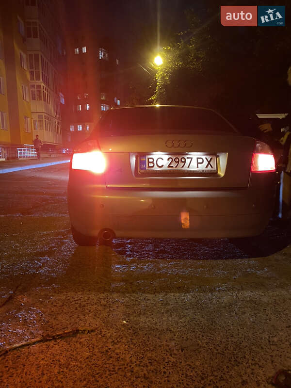 Седан Audi A4 2004 в Львове