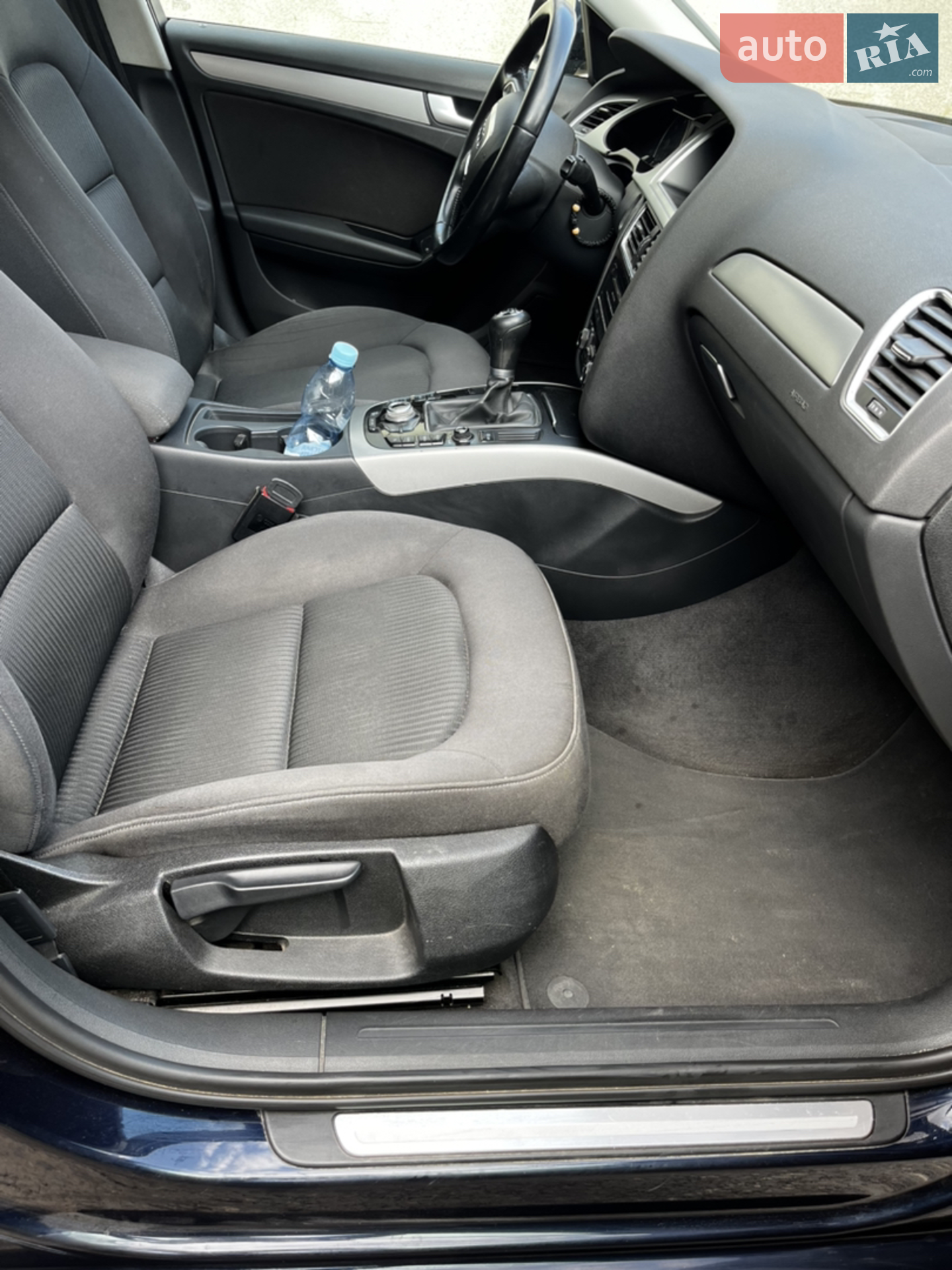 2010 Audi A4 - мініатюра 10