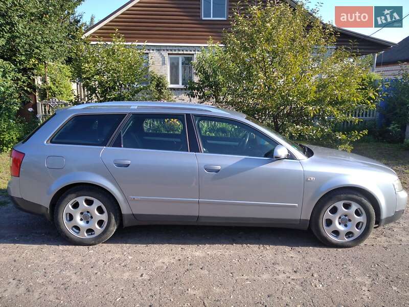 Универсал Audi A4 2002 в Путивле