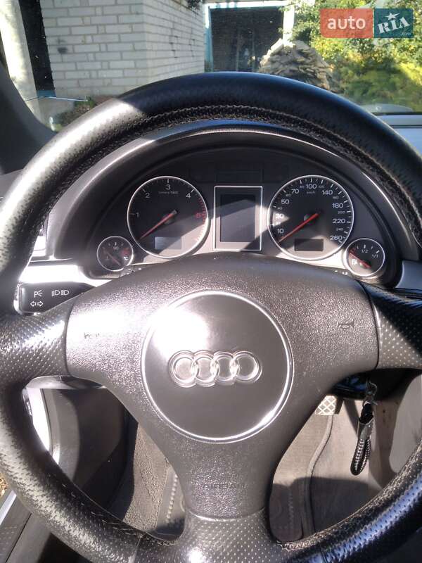 Универсал Audi A4 2002 в Путивле