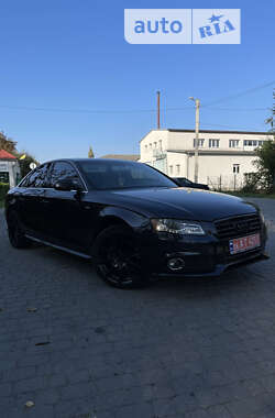 Седан Audi A4 2012 в Львові