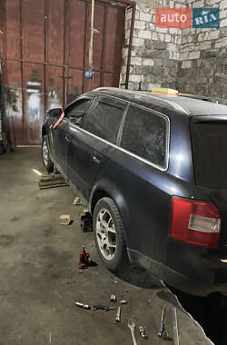 Универсал Audi A4 2001 в Раздельной
