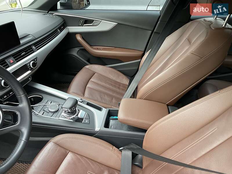 Седан Audi A4 2017 в Днепре