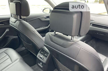Седан Audi A4 2016 в 