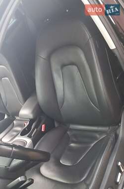 Седан Audi A4 2012 в Ровно