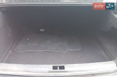 Седан Audi A4 2012 в Ровно