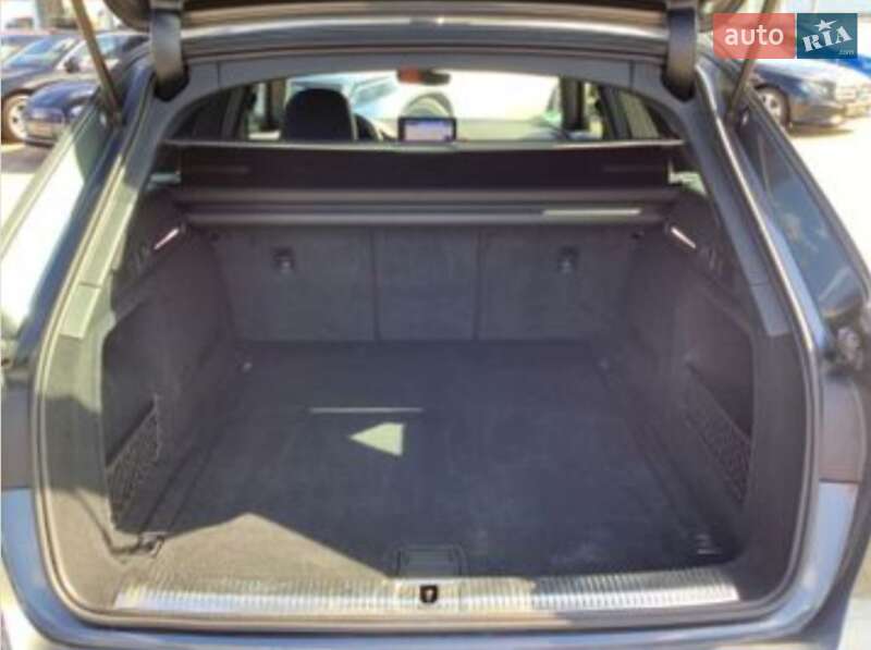 Универсал Audi A4 2020 в Киеве