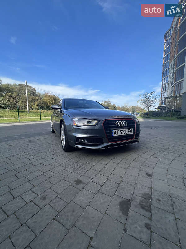 Седан Audi A4 2013 в Ивано-Франковске