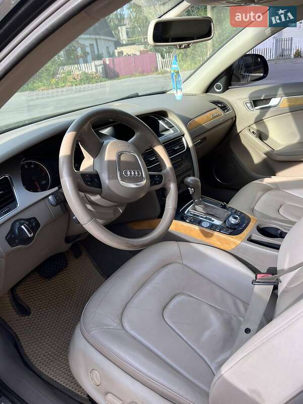 Седан Audi A4 2008 в Звягеле
