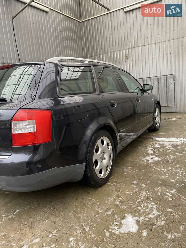 Универсал Audi A4 2002 в Изяславе