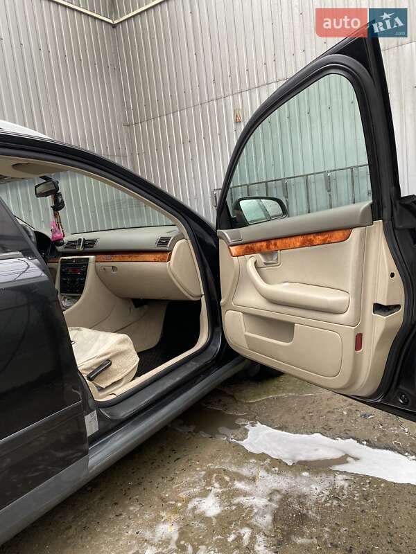 Универсал Audi A4 2002 в Изяславе
