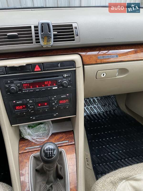 Универсал Audi A4 2002 в Изяславе