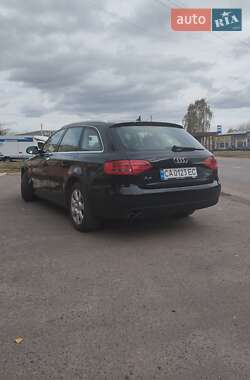 Универсал Audi A4 2011 в 