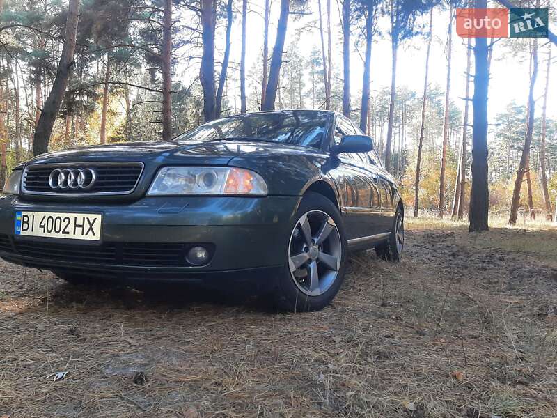 Седан Audi A4 1999 в Кременчуге