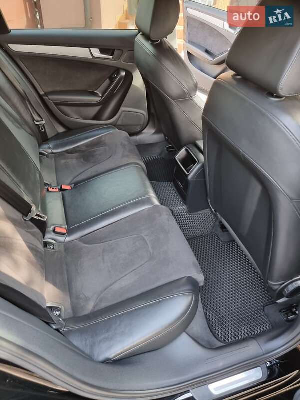 Универсал Audi A4 2012 в Луцке