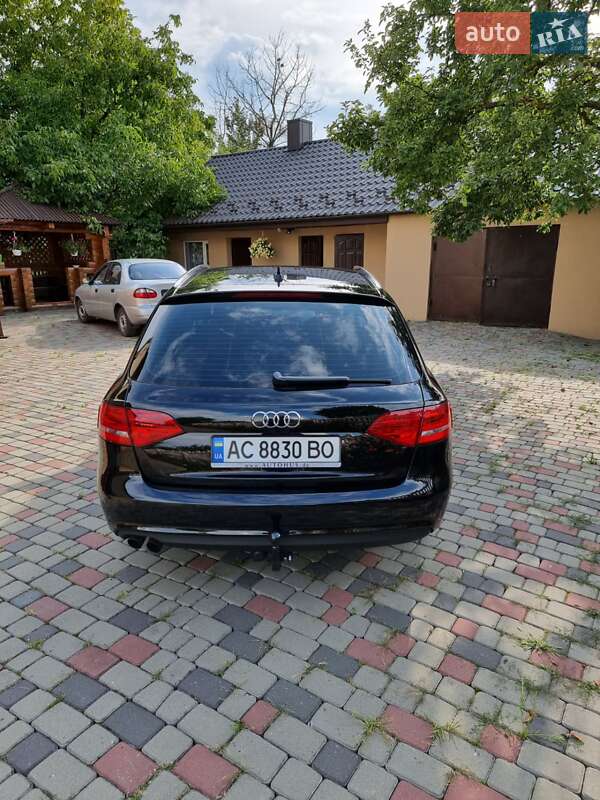 Универсал Audi A4 2012 в Луцке