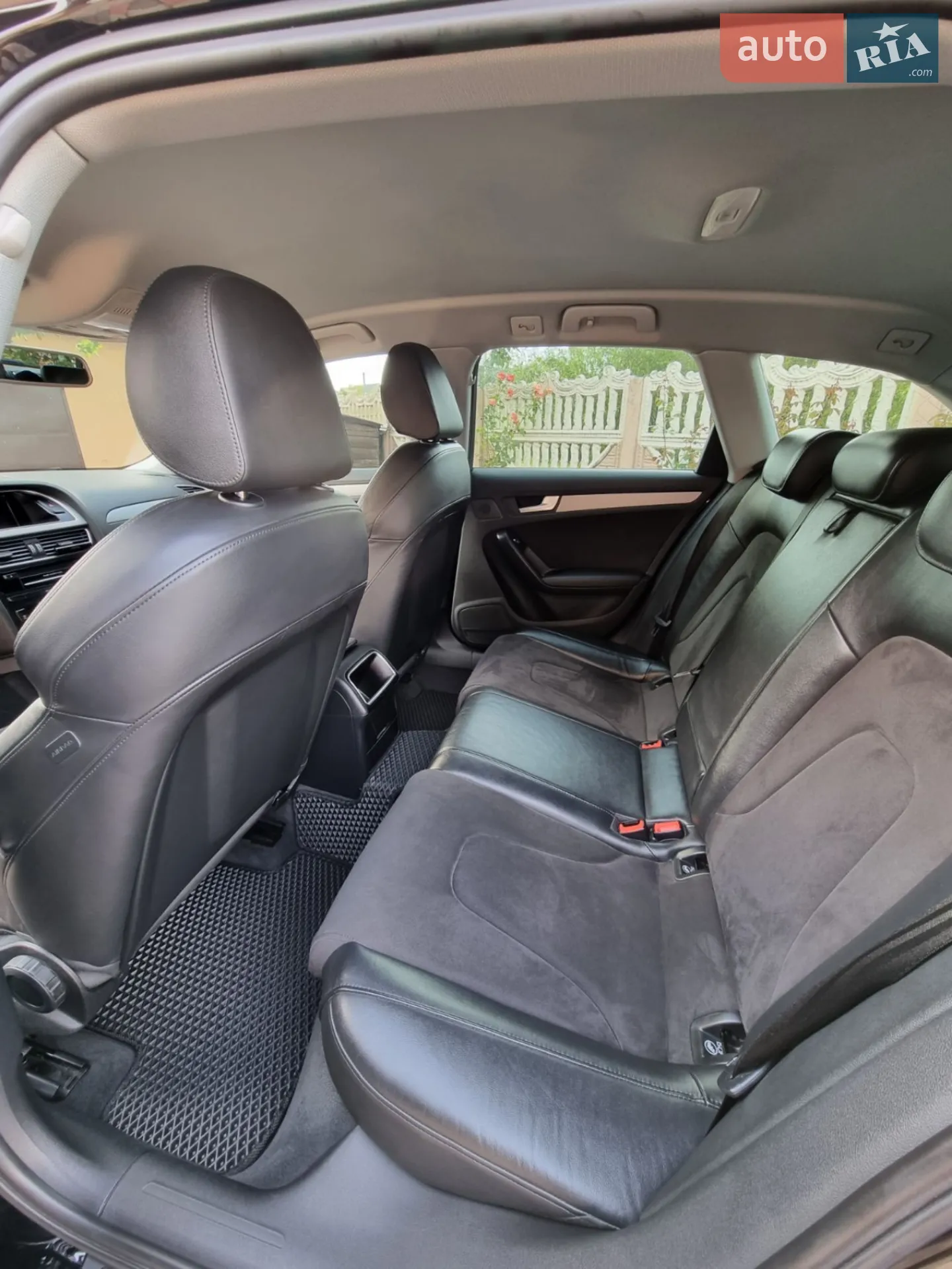 2012 Audi A4 - мініатюра 16