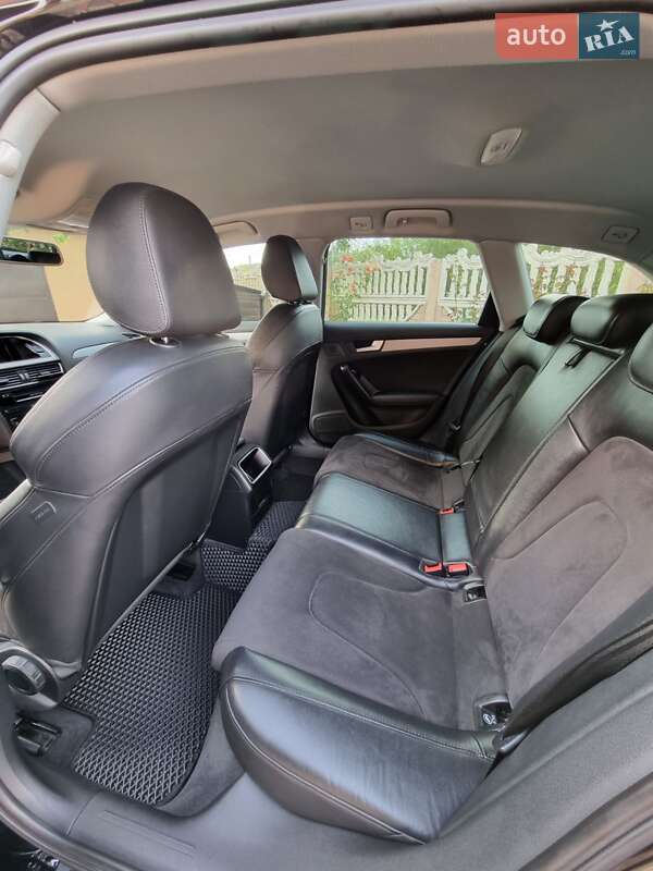 Универсал Audi A4 2012 в Луцке