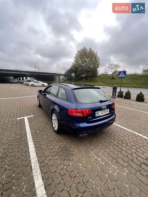 Універсал Audi A4 2014 в Львові