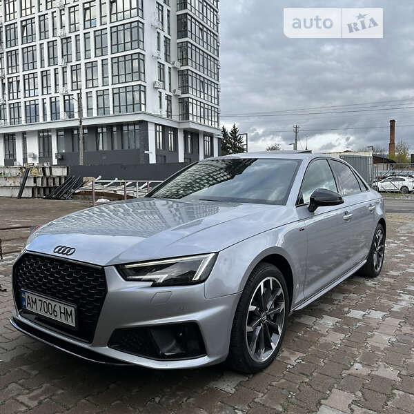 Седан Audi A4 2018 в Житомире