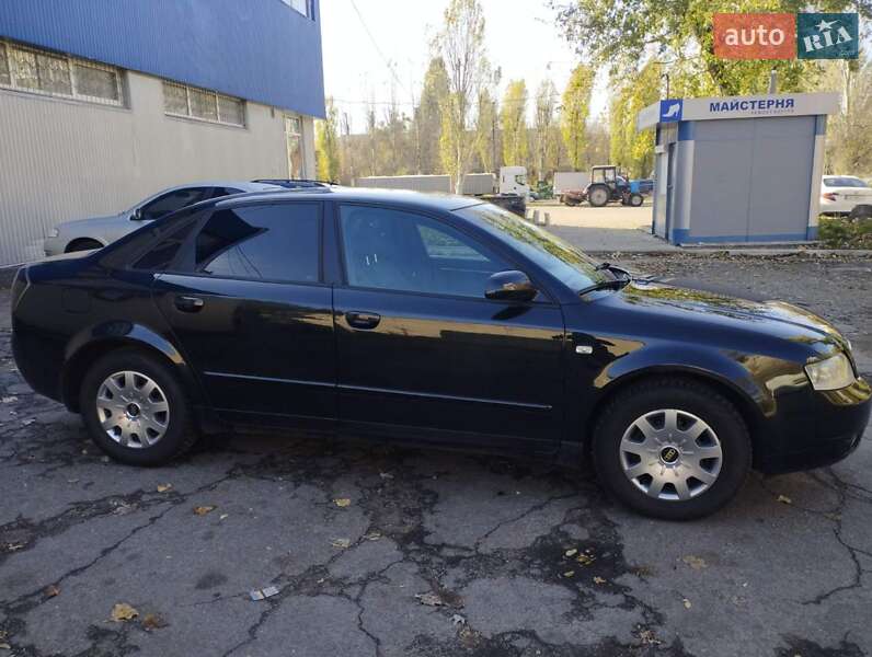 Седан Audi A4 2004 в Черкассах