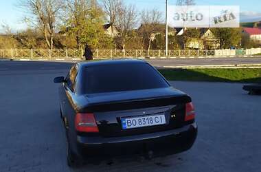 Седан Audi A4 2000 в Збаражі