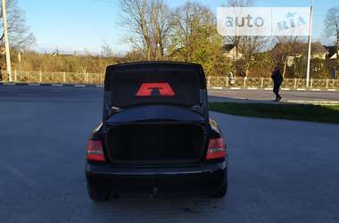 Седан Audi A4 2000 в Збаражі