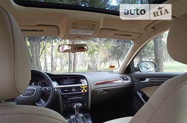 Седан Audi A4 2014 в Ямполе