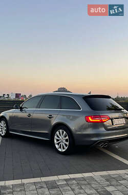 Универсал Audi A4 2015 в 