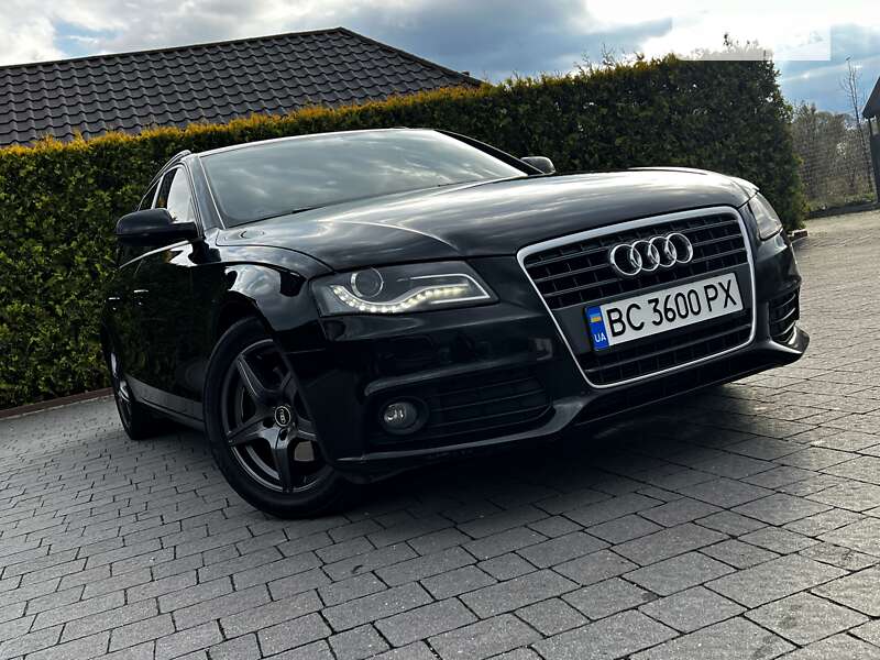 Універсал Audi A4 2010 в Стрию