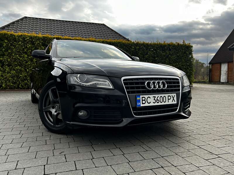 Універсал Audi A4 2010 в Стрию