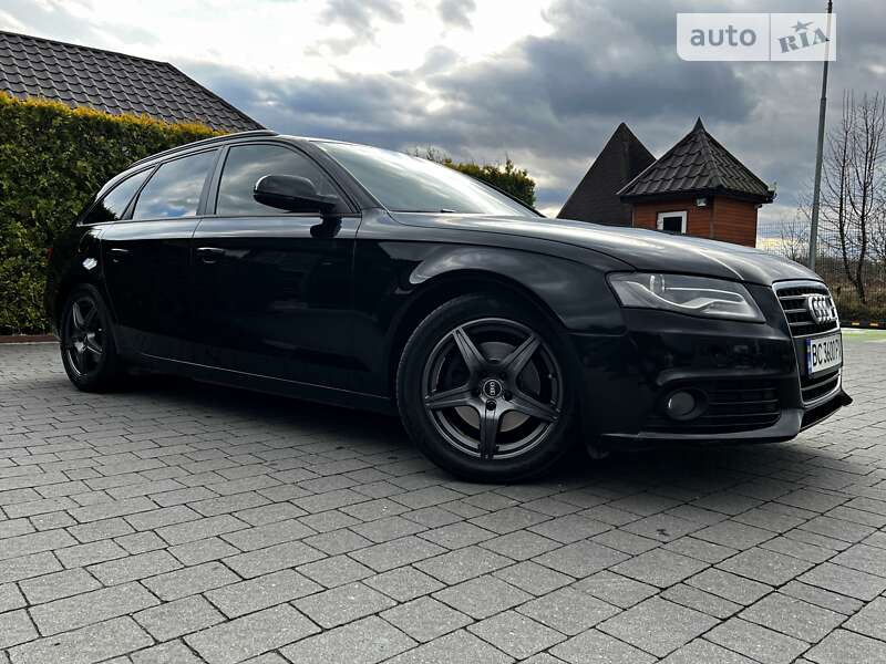 Універсал Audi A4 2010 в Стрию