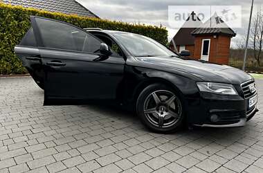 Універсал Audi A4 2010 в Стрию