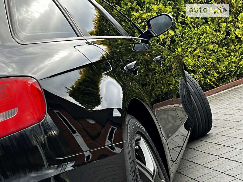 Універсал Audi A4 2010 в Стрию