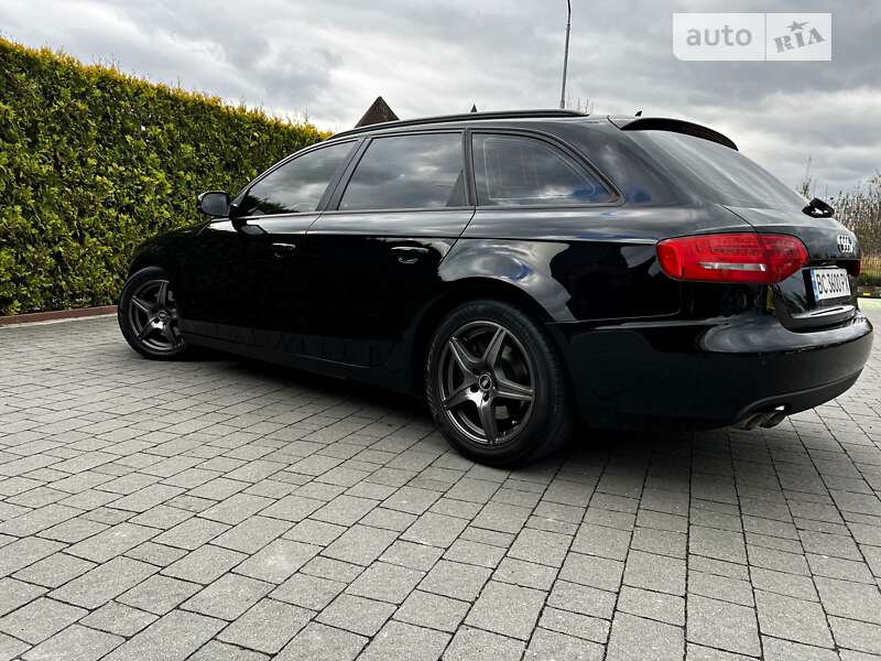 Універсал Audi A4 2010 в Стрию