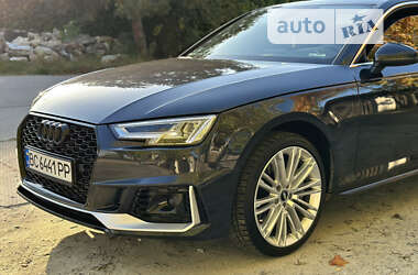 Седан Audi A4 2016 в 