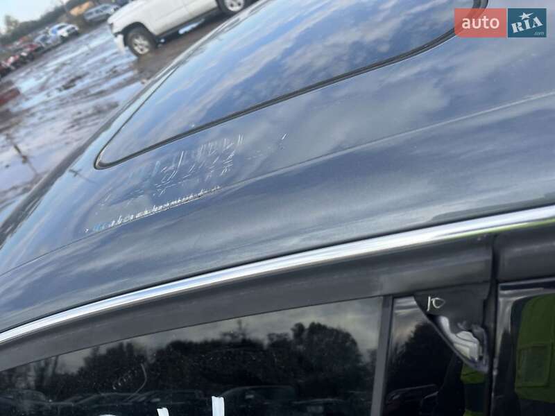 Седан Audi A4 2015 в Львове