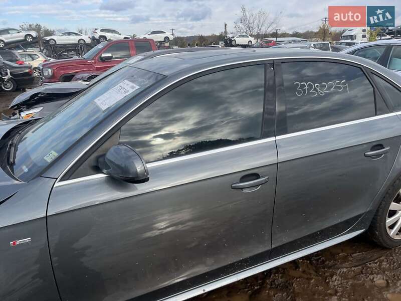 Седан Audi A4 2015 в Львове