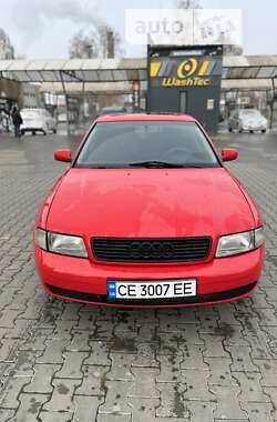 Седан Audi A4 1996 в Чернівцях