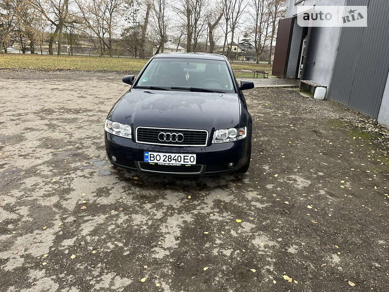 Седан Audi A4 2001 в Бучаче