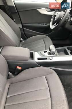 Універсал Audi A4 2020 в Кривому Розі
