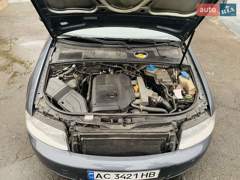 Седан Audi A4 2002 в Рожище