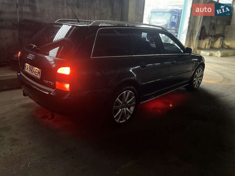 Универсал Audi A4 2000 в Черновцах