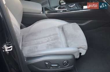 Универсал Audi A4 2018 в 