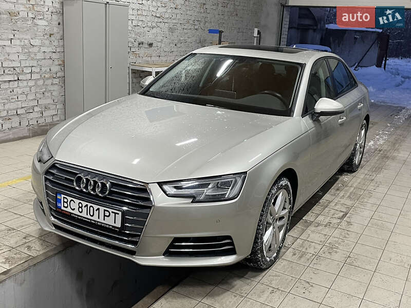 Седан Audi A4 2016 в 