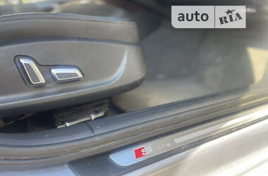 Седан Audi A4 2015 в Яремче