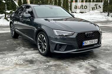 Седан Audi A4 2018 в 