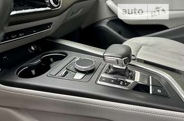 Седан Audi A4 2018 в 