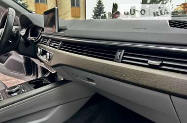 Седан Audi A4 2018 в 
