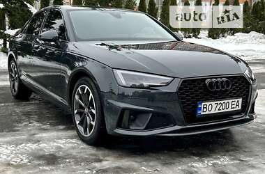 Седан Audi A4 2018 в 